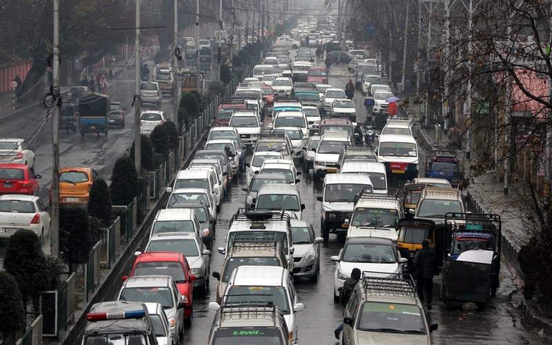 5 Fold Increase in Vehicles in Kashmir in Last 17 Years, Major Source of Pollution.