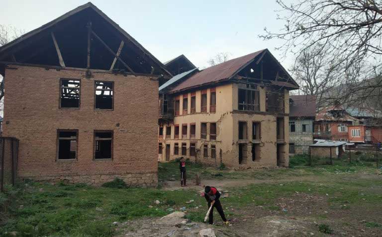 Kashmiri Pandits can request DMs in encroached property cases: MoS Home