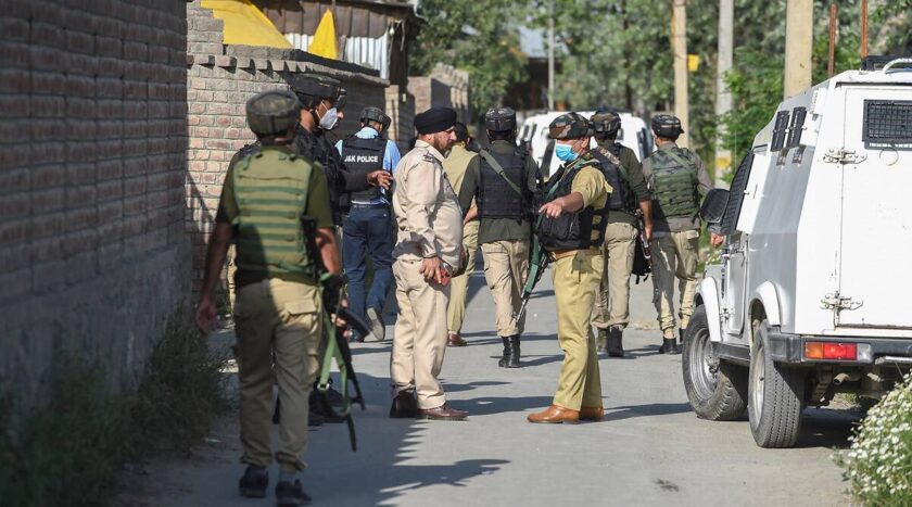 NIA Carries Out Raids at Shopian, Budgam in ‘Al-Qaeda Case’.