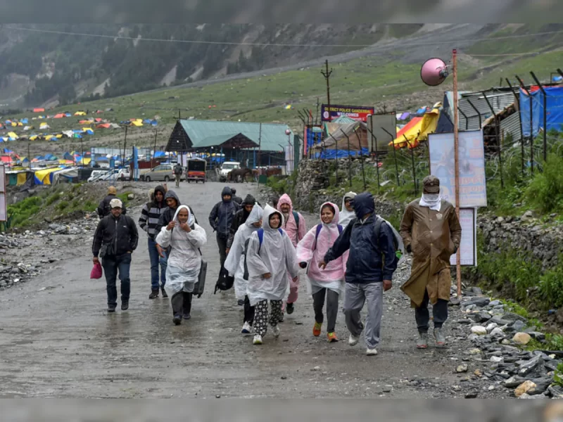 Amarnath Yatra Suspended Due To Bad Weather.