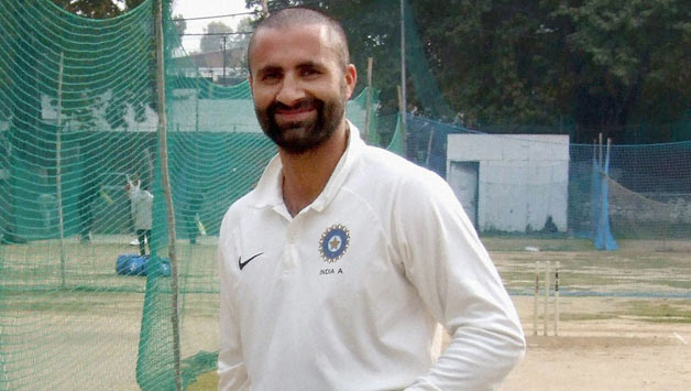Saurashtra Punishes JK bowlers