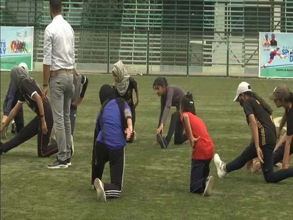 ‘World Physiotherapy Day’ Fitness counseling session held at TRC Srinagar.