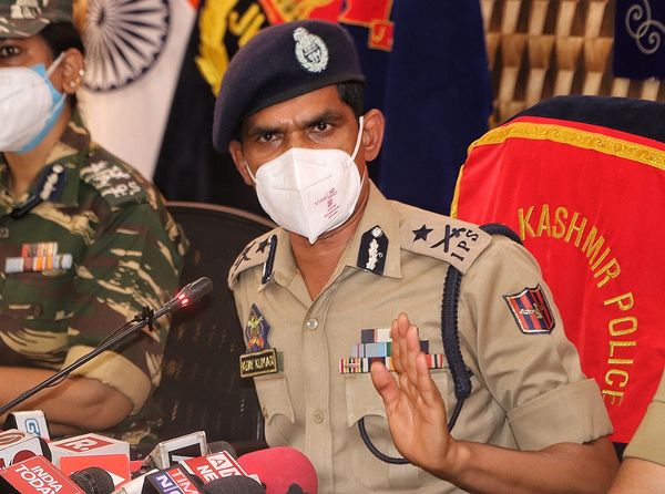 4 Journalists face arrest after ‘collection of  evidence, had numbers of Pakistan, Turkey and Saudi Arabia: IGP Kashmir