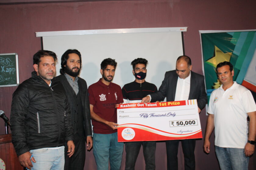 Kashmir Online Conducts ‘Kashmir Got Talent’ Award Ceremony.