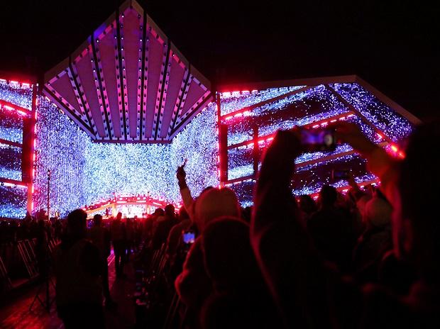 Ripped Jeans, Dance, Music as Saudi Arabia Pushes Boundaries With Rave.