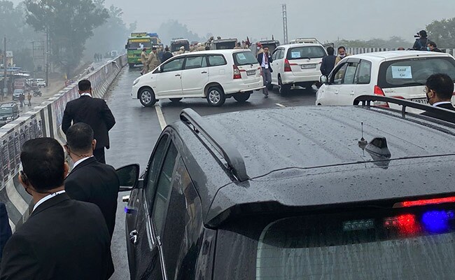 PM Modi Forced to Cancel Ferozepur Rally, as Farmers Block Roads.