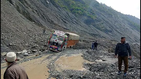 Amarnath Yatra Suspended, Major Highways Closed, Following Heavy Rains In J&K.