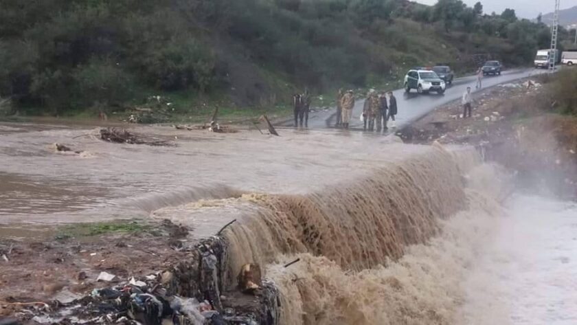 26 Trapped In Poonch Flashfloods, Rescue Operation On.