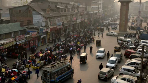 srinagar-lal-chowk-650-afp_650x400_51479556985