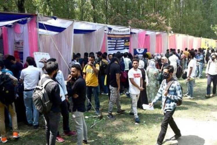 Mega Job fair Srinagar 1,200 Youth Shortlisted, registered by private companies.