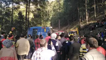 2 dead, 12 injured as bus turns turtle in Rajouri￼