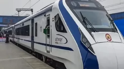 J&K to have Vande Bharat trains by next year: Union Railways Minister Kashmirdigits