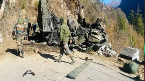 Two Soldiers Killed As Army Vehicle Falls Into Gorge Near LoC In Rajouri Kashmirdigits