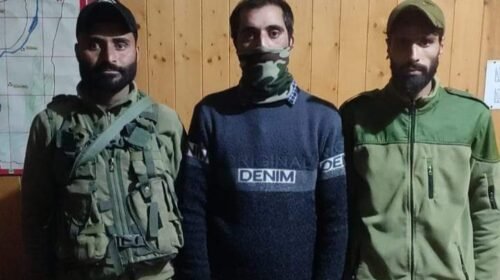 Hidden mobile in changing room stuns minor girl, shopkeeper held Kashmirdigits