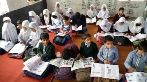 Student enrolment in Govt Schools hikes by over seven percent this academic year Kashmirdigits